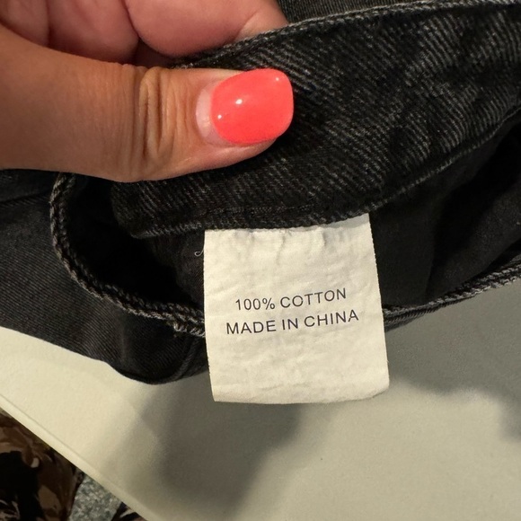 PRINCESS POLLY Zaneta Ripped Jeans in Washed Black Denim Sz 12 Straight - Picture 7 of 10